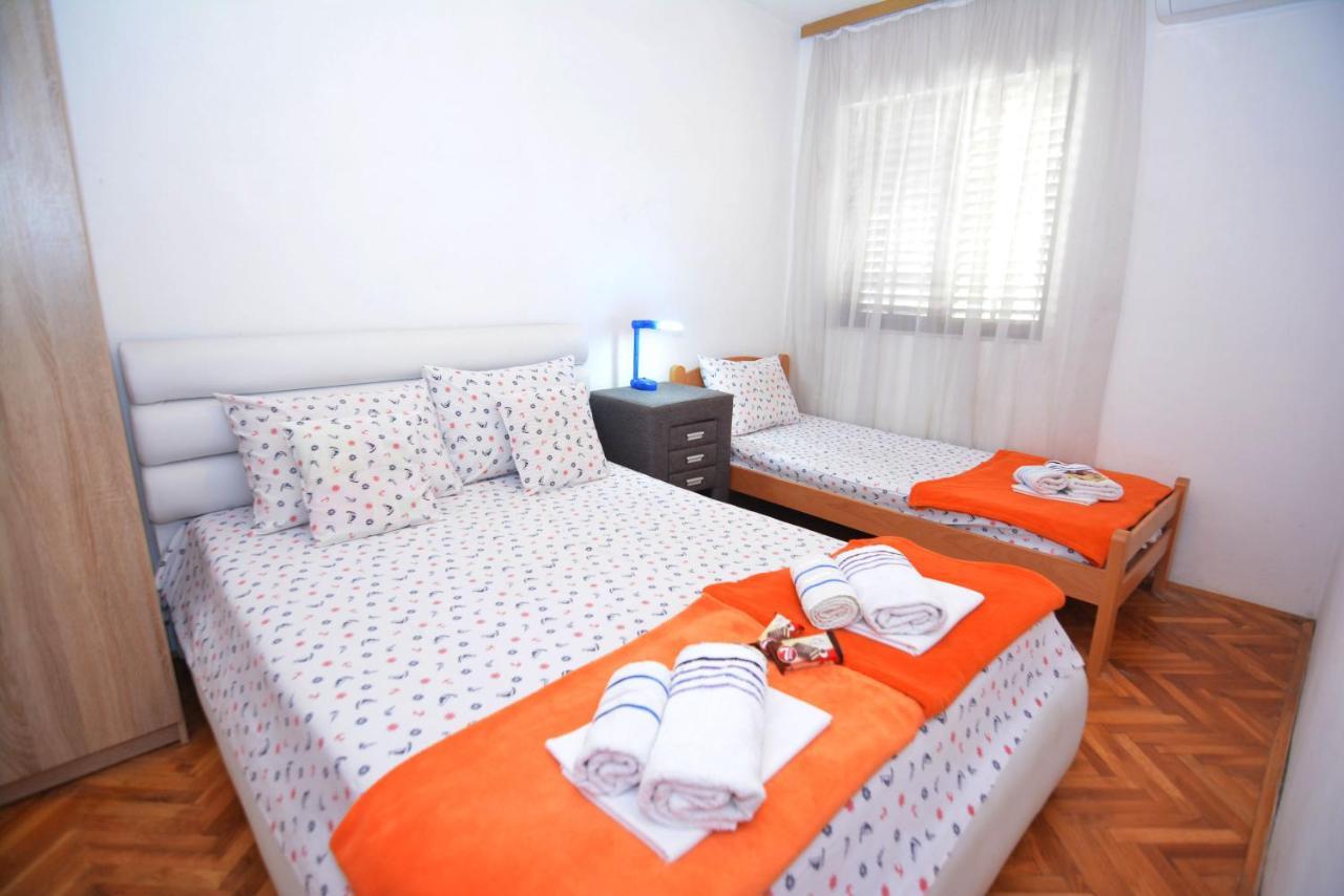 בודווה Apartments Radonjic מראה חיצוני תמונה