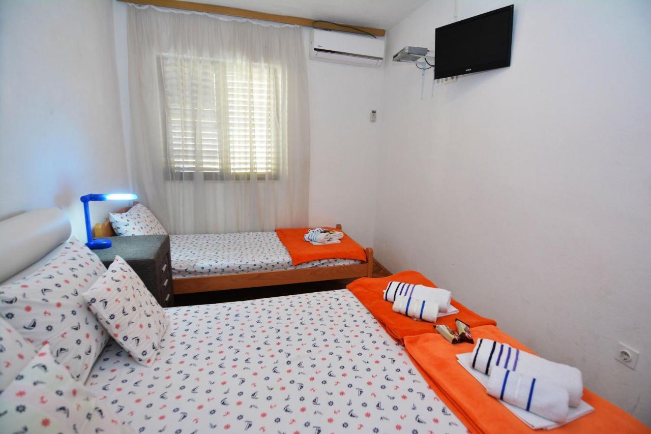 בודווה Apartments Radonjic מראה חיצוני תמונה