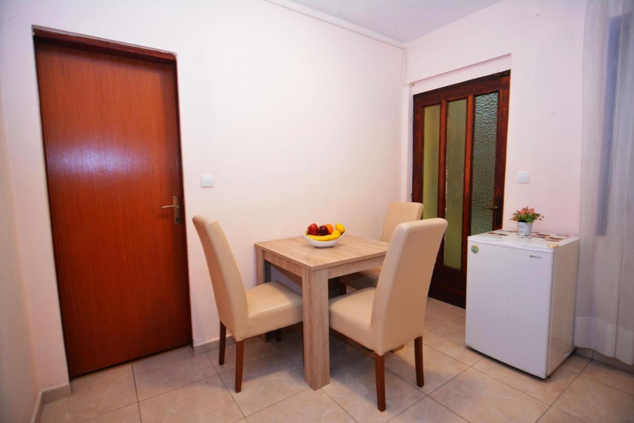 בודווה Apartments Radonjic מראה חיצוני תמונה