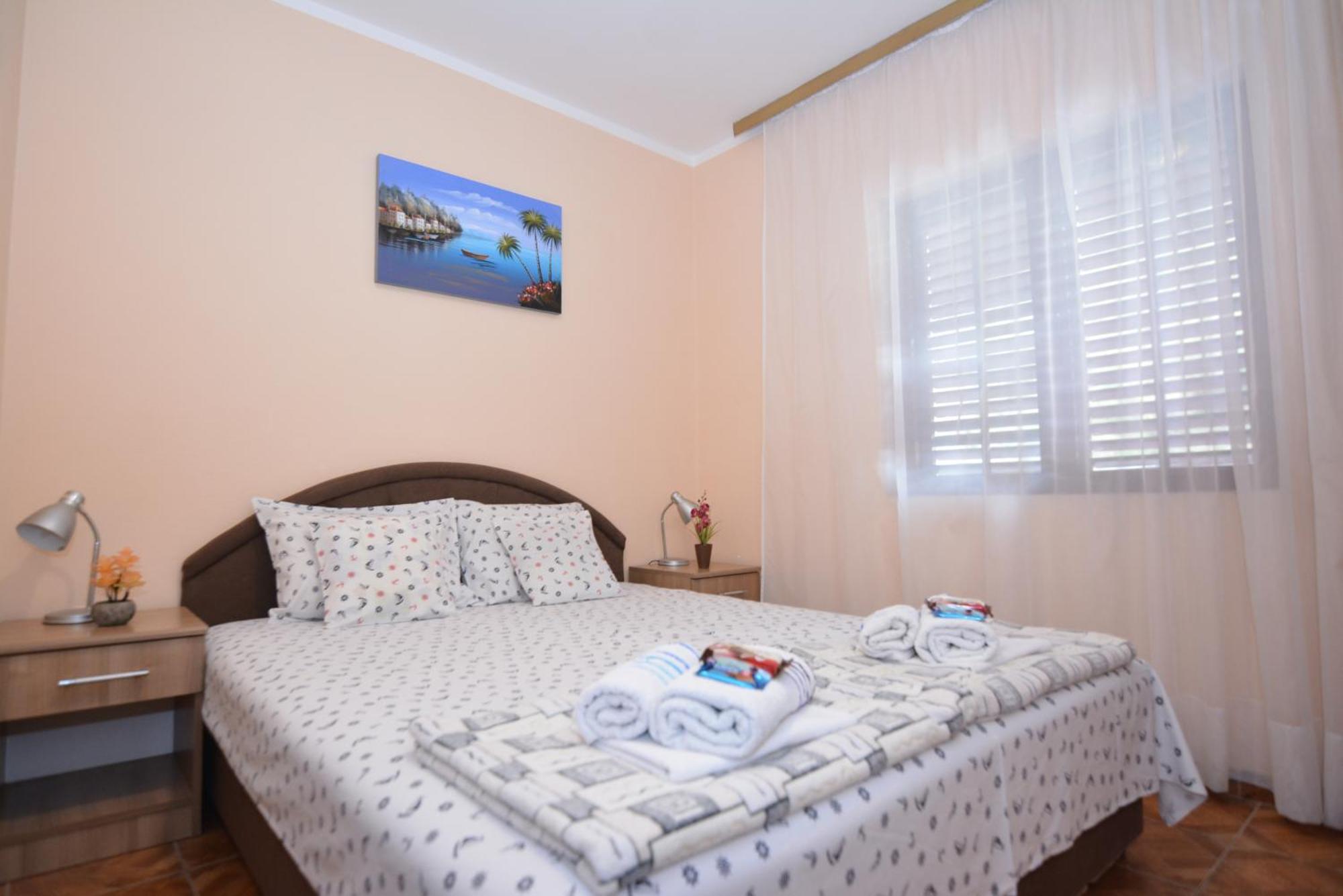 בודווה Apartments Radonjic מראה חיצוני תמונה